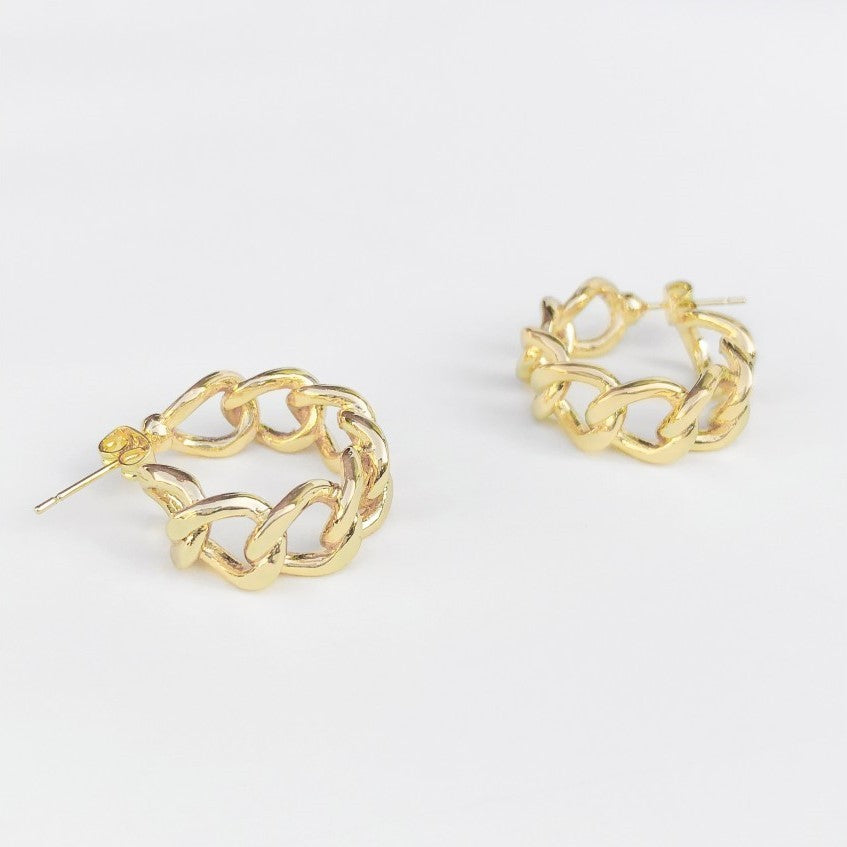 Curved Chain Hoops
