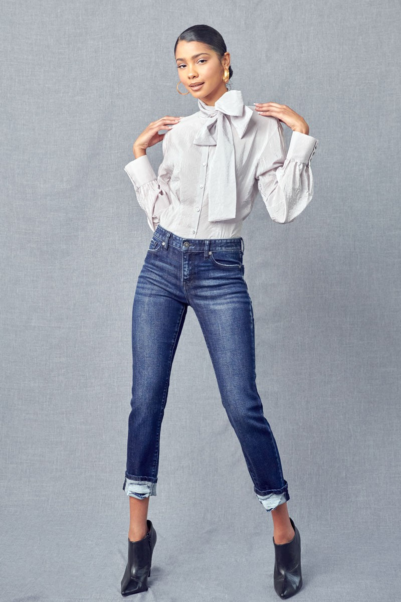Mid-Rise Skinny Straight Jean